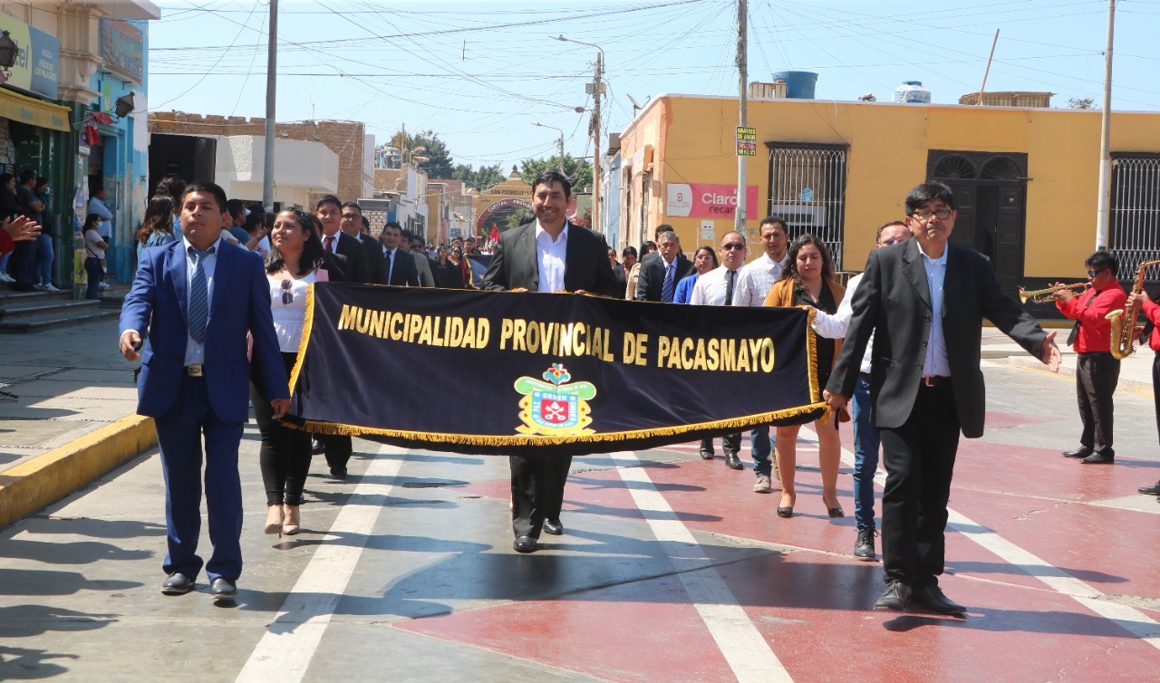 Pacasmayo: un minuto de silencio por 11 fallecidos en accidente de bus en ceremonia del 158°aniversario 