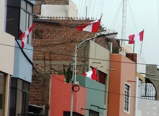 Municipio obliga a trujillanos a embanderar sus casas 