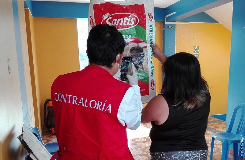 Contraloría: 15% de municipios aún no transparenta información de beneficiarios de canastas básicas