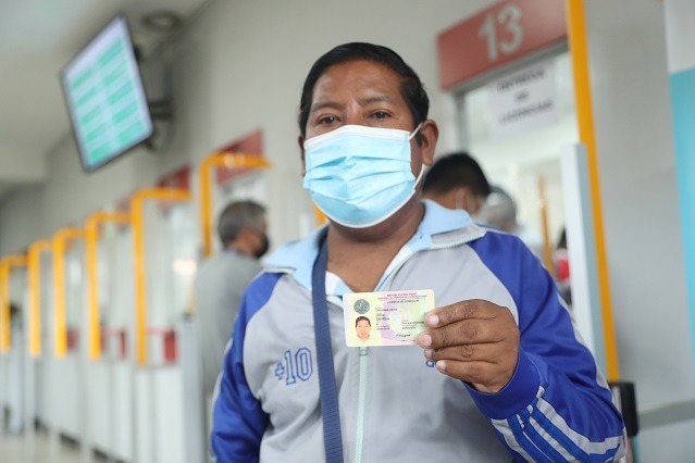 Conductores pueden realizar exámenes en cualquier región del país para obtener su brevete 