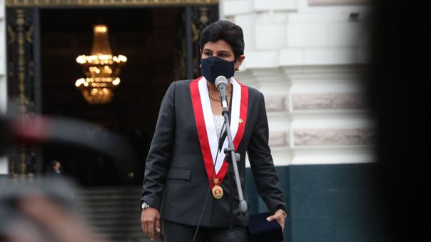 Congresista Yarrow presenta proyecto de ley para que el presidente pueda ser investigado