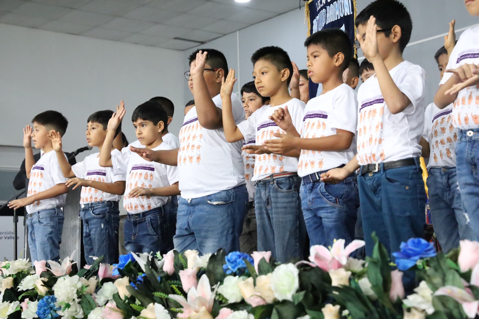 La Libertad: estudiantes recibirán clases de lenguaje de señas en el año 2024