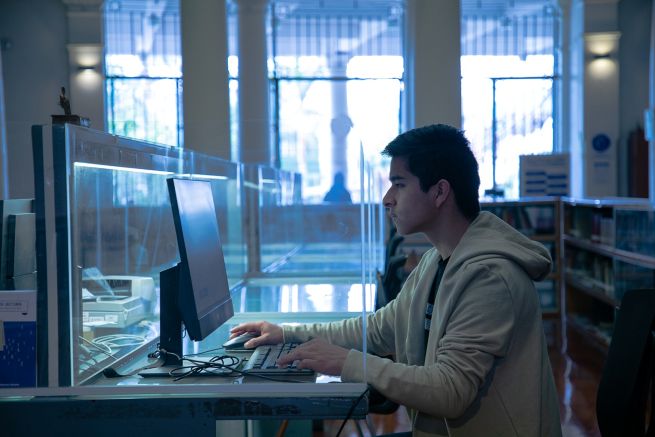 Estudia Big Data, Administración, Derecho y más carreras postulando a Beca Perú 2025 