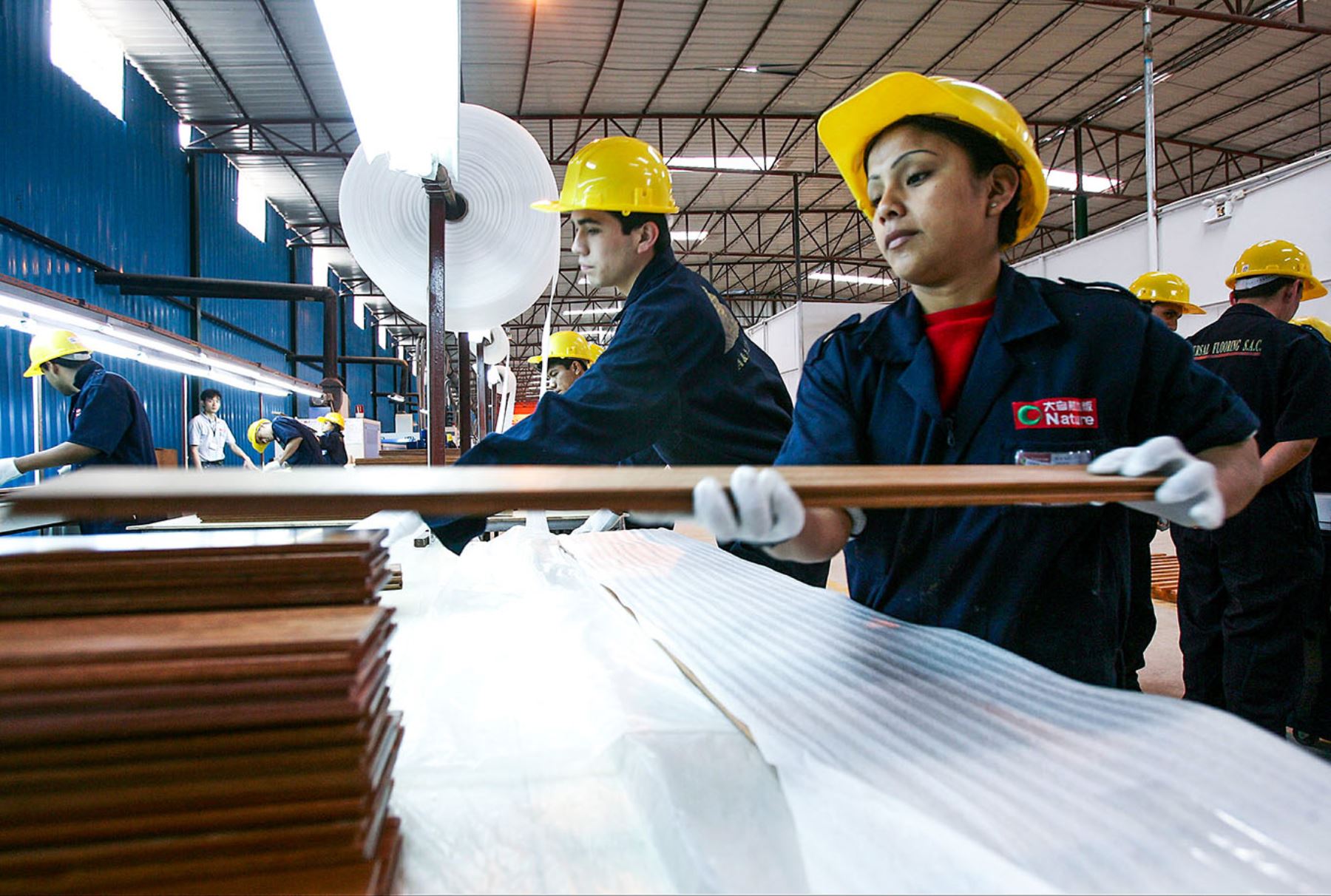 Nuevo sueldo mínimo de S/ 850 regirá desde 1 de mayo del 2016