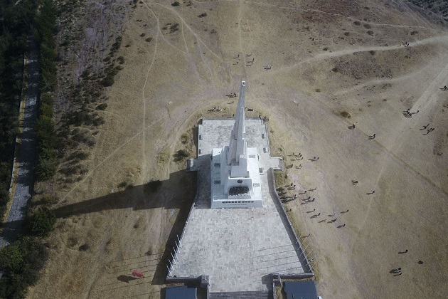 Pampa de la Quinua queda lista para juramentación simbólica del presidente Castillo