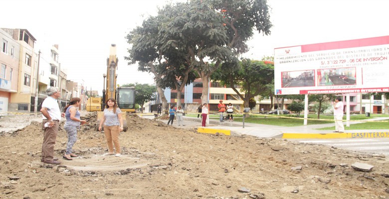 Colapso de alcantarillado en "Los Granados" se debe a antigüedad de tuberías