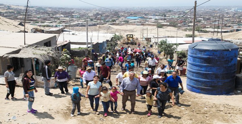 Municipalidad de Trujillo habilita calles de sector La Palmeras en La Esperanza