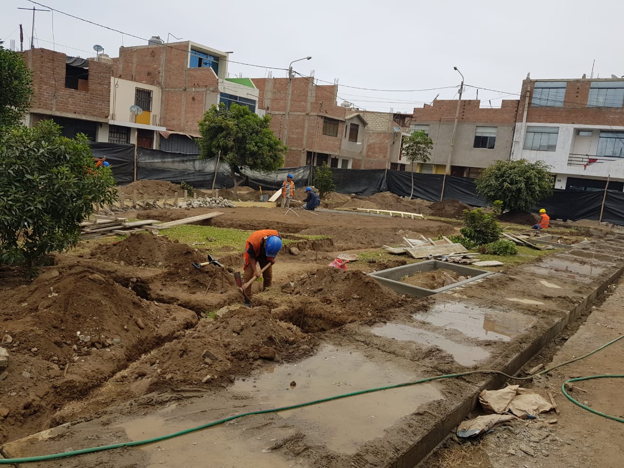 Inician mejoramiento de parque Villa Florencia en Víctor Larco