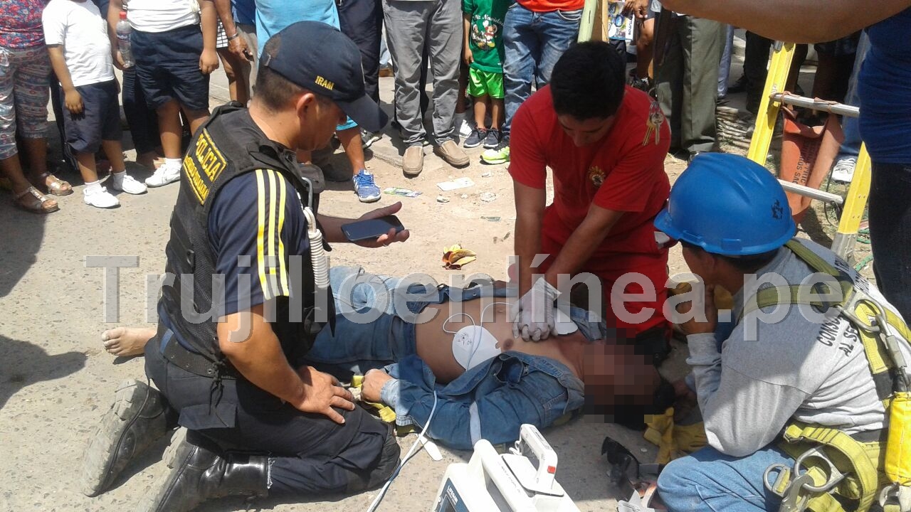 Obrero fallece al caer de poste mientras hacía reparaciones en urb. La Noria