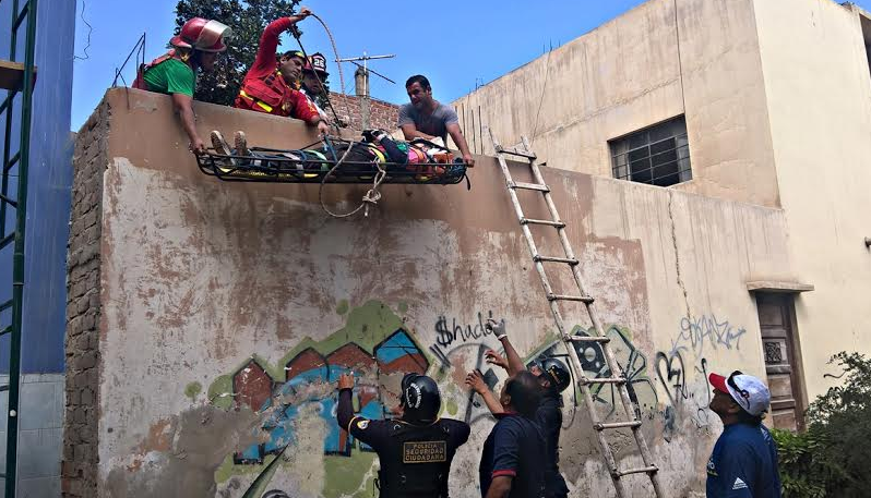Trujillo: obrero quedó gravemente herido tras caer de un tercer piso    
