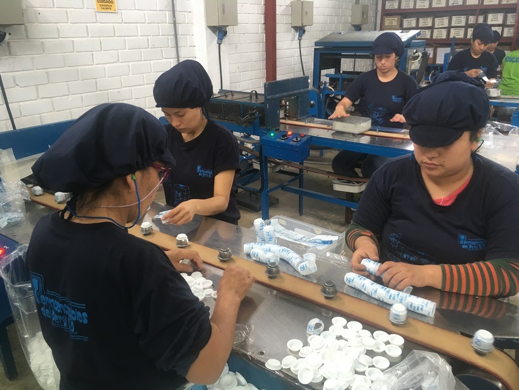 Oferta industrial peruana en el exterior cayó -34% a mayo de este año