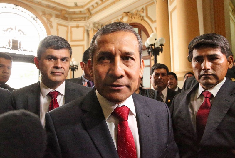 Humala sugiere poner fecha límite al Congreso para decidir sobre adelanto de eleciones