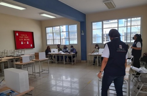 Miembros de mesa para elecciones internas participaron en primera jornada de capacitación