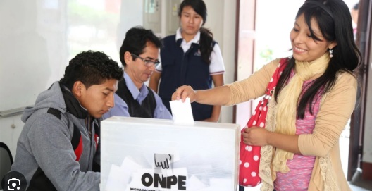 Más de 6 millones de jóvenes peruanos votarán en 2026: ¿qué esperan de las elecciones?