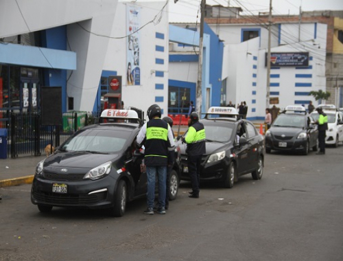 MPT interna 9 vehículos informales por realizar servicio público