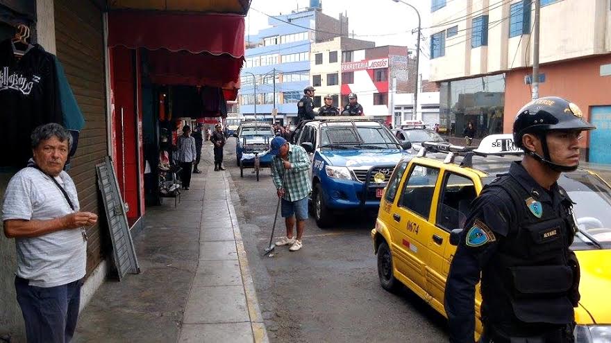 Liberan de ambulantes calles cercanas al mercado La Unión