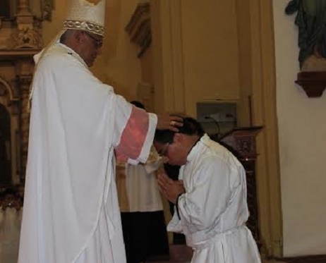 Arzobispo de Trujillo ordenará a un nuevo sacerdote y dos diáconos 