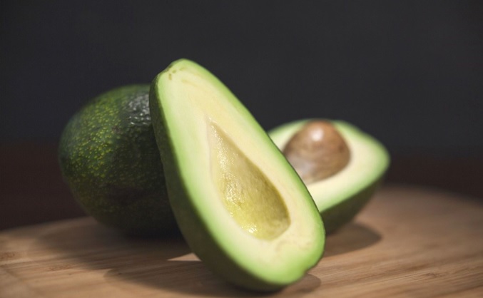 Conoce lo bueno y lo malo de consumir palta muy seguido 