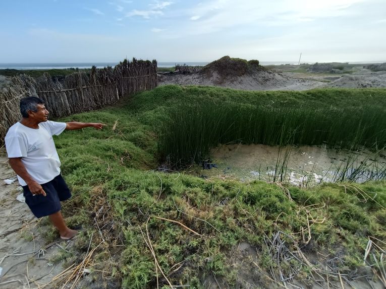 Huanchaco: más de 70 pescadores artesanales afectados por desborde de lagunas de oxidación