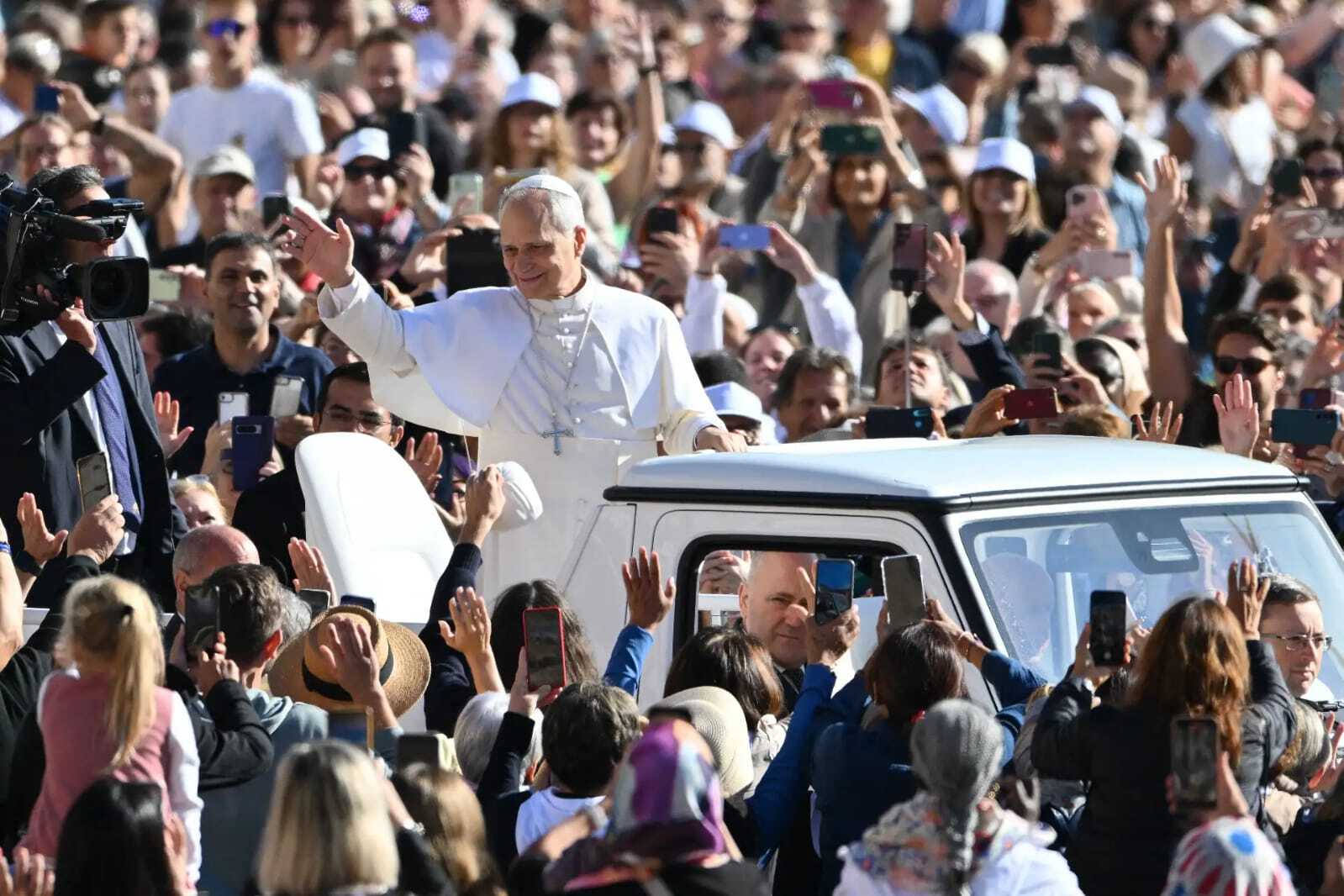 El papa León XIV aboga por la reconciliación "en un mundo azotado por la destrucción"