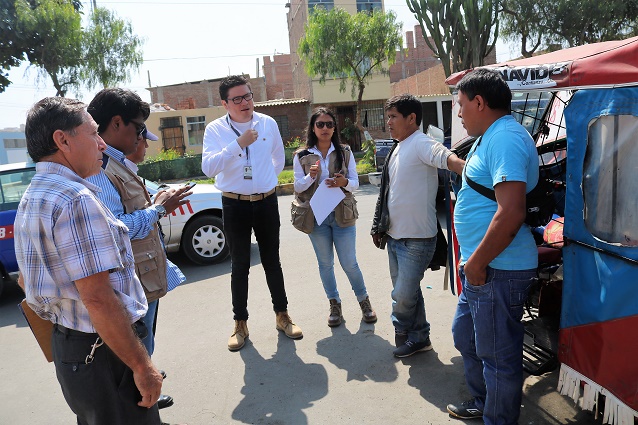 Verifican paraderos y semáforos en puntos estratégicos de Víctor Larco