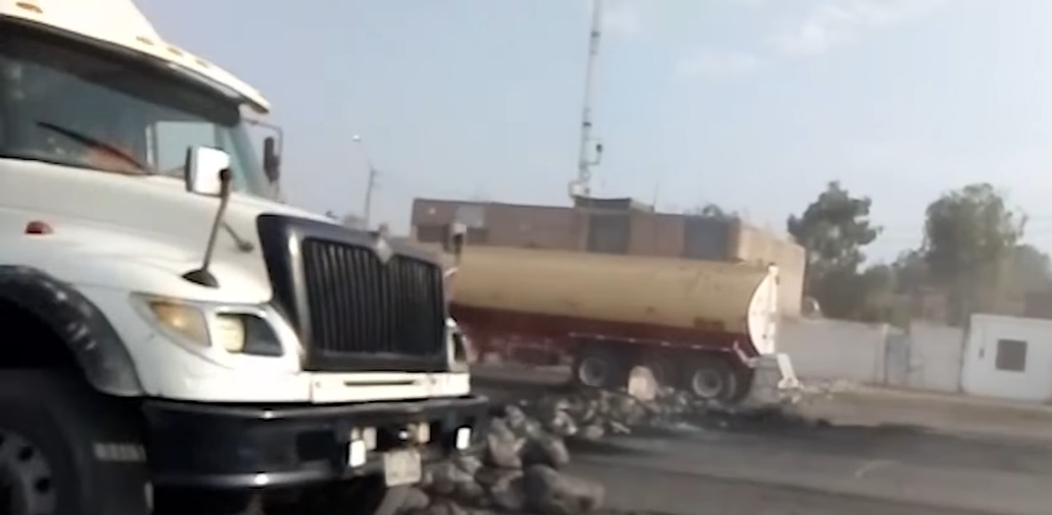 Agrarios desbloquean carretera temporalmente pero volverán el 29 de diciembre