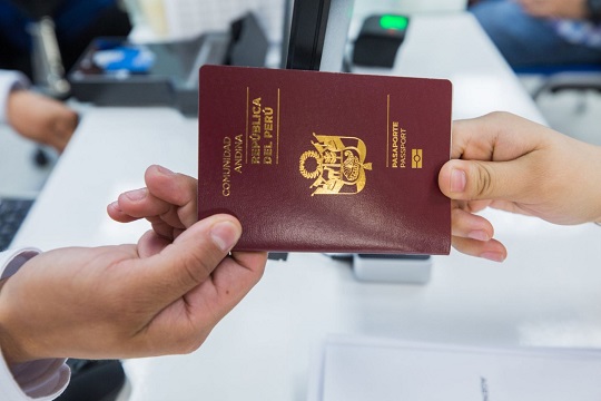 Déficit de pasaportes electrónicos para atender demanda ciudadana