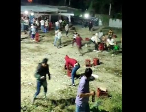 Día del Trabajo termina en batalla campal con botellazos y balacera en Pataz 