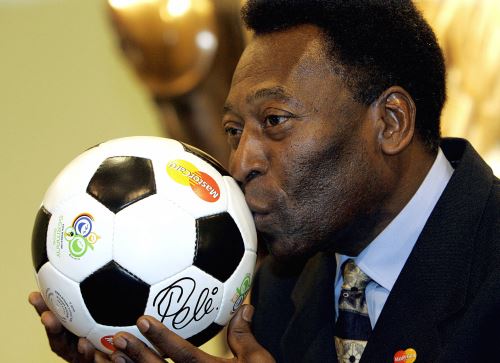 Falleció el "rey" Pelé a la edad de 82 años 