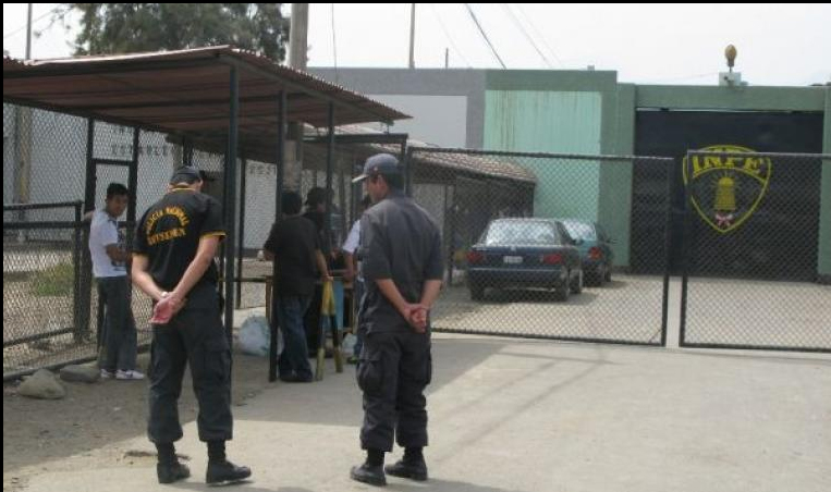 Ministro de justicia confirma funcionamiento de bloqueadores en penal El Milagro