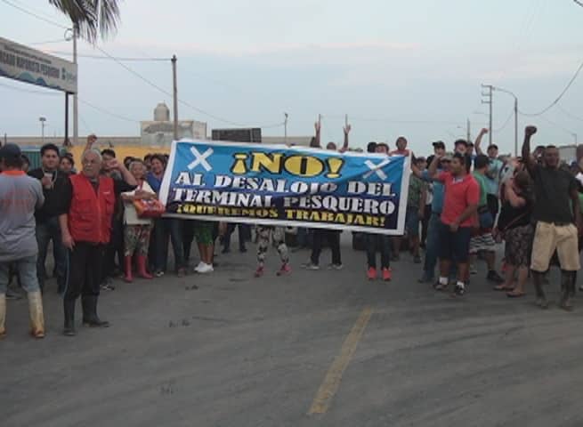 Víctor Larco: Se frustra desalojo de terminal pesquero