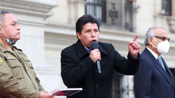 Castillo busca que se sancione a juez, fiscal y coronel Colchado por allanamiento de Palacio, afirman 