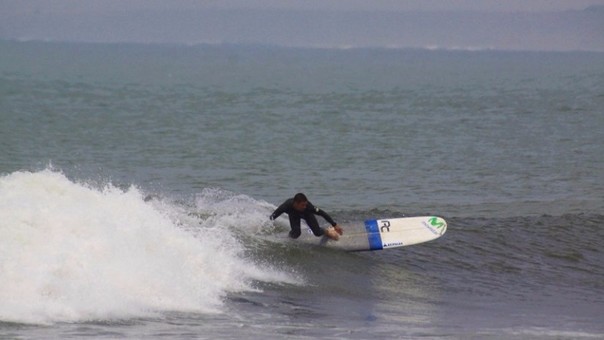 Trujillano “Piccolo” Clement se coronó campeón mundial de surf en longboard