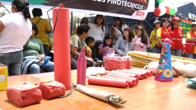 EsSalud pide evitar que niños manipulen pirotécnicos  