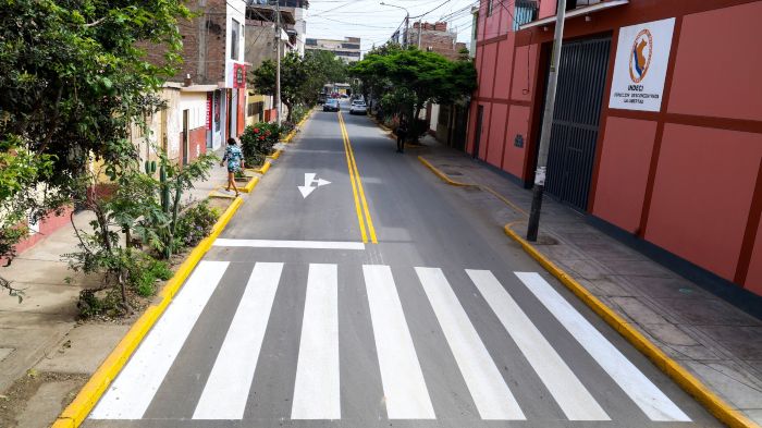 Culminan trabajos de señalización en vías mejoradas de Trujillo  