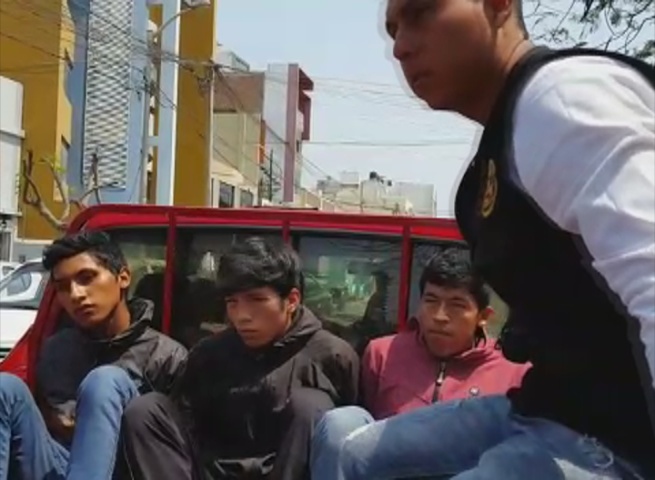 Caen tres presuntos extorsionadores de la organización criminal Los Plataneros