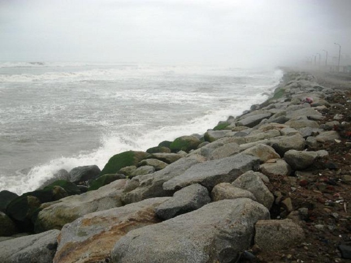 Pronostican presencia de oleajes irregulares en litoral a partir de mañana