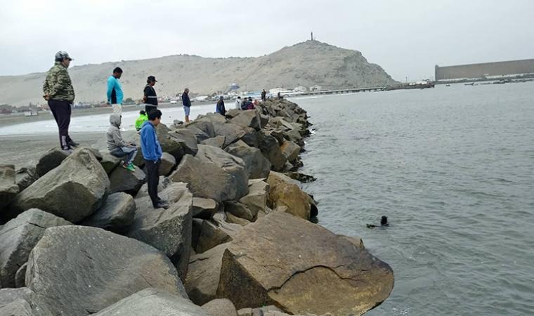 Rescatan a cinco bañistas que estaban a punto de ahogarse en playas trujillanas