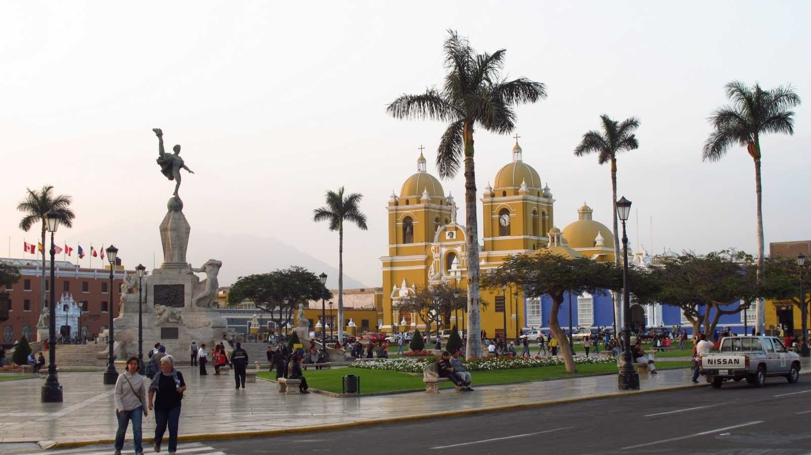 Plaza de Armas de Trujillo bajo la lupa de la Contraloría