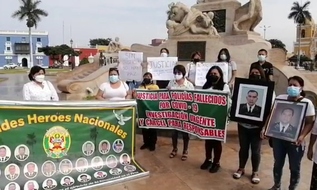 Trujillo: Viudas de policías fallecidos en pandemia piden justicia por sus muertes