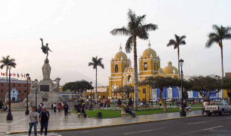 Contraloría inicia auditoría de cumplimiento a remodelación de Plaza de Armas de Trujillo