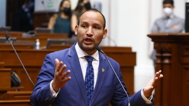 Alejandro Muñante es elegido tercer vicepresidente de la Mesa Directiva del Congreso 