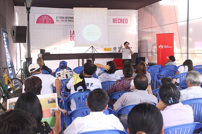 Poeta Robert Jara presenta nuevo poemario en la FILT 2015