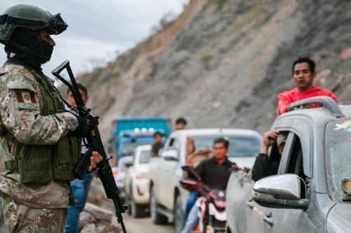Policía Nacional presenta elementos de convicción sobre autores de matanza en mina La Poderosa
