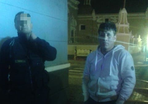 Sujeto se lleva el vehículo de su hermano y asalta a policía durante su día de Franco en Trujillo