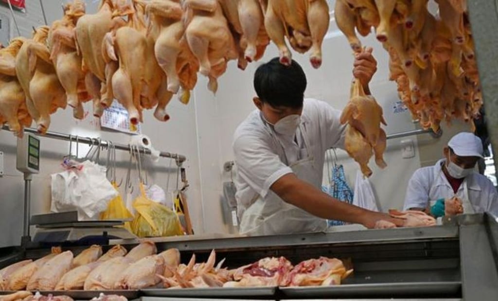 Exoneración del IGV tendrá “efecto cero” en el precio del pollo, advierten avicultores