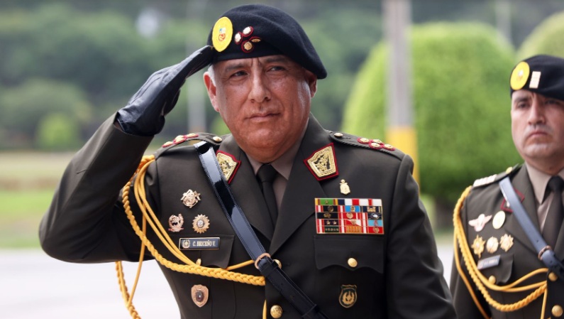 Designan a nuevo jefe del Comando Conjunto de las Fuerzas Armadas