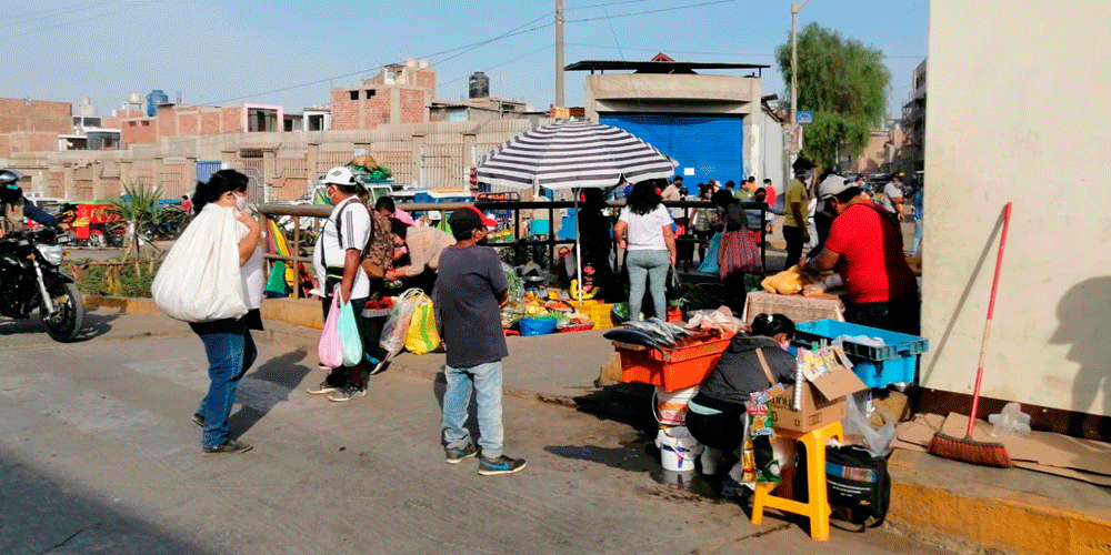Piden a Municipalidad de Trujillo erradicar comercio ambulatorio fuera de mercado Los Portales