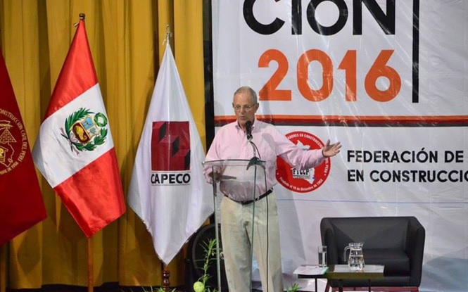 PPK ofrece destinar US$ 15, 000 millones para refacción de colegios en todo el país