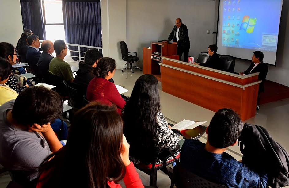 Trujillo: miembro del JNE presentó libro sobre la reforma electoral